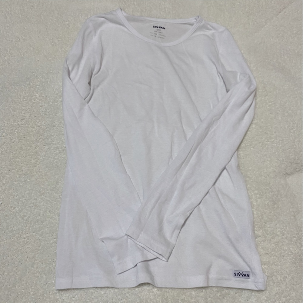 Sivvan Adar long sleeve underscrub tee